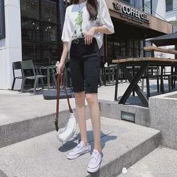 网红骑行裤酷酷的穿搭,打造街头时尚新潮流