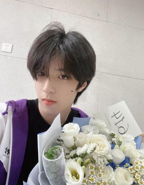 刘耀文日料店物料在哪看,一探究竟的独家指南