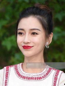 明星ps吧杨颖,PS后的美丽蜕变，揭秘明星的“完美”瞬间